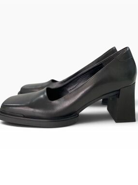 Vagabond Shoemakers Black Leather Square Toe Block Heel Pumps EU38 Made Portugal